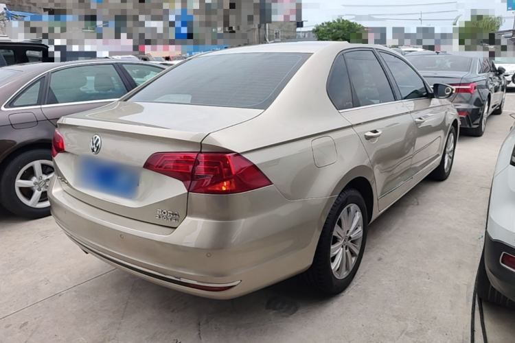 Used Volkswagen Bora 2016 230TSI DSG Comfort Model Rear Right 45 Deg