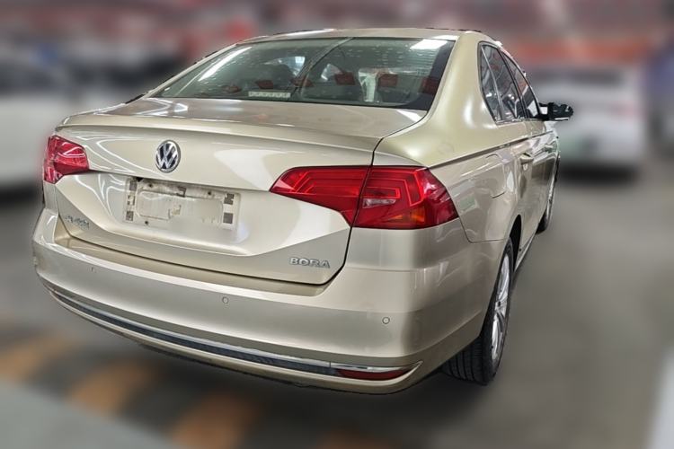Used Volkswagen Bora 2016 1.6L Automatic Comfort Model Rear Right 45 Deg