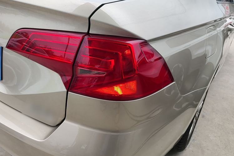 Used Volkswagen Bora 2016 230TSI DSG Comfort Model Right Rear Taillight