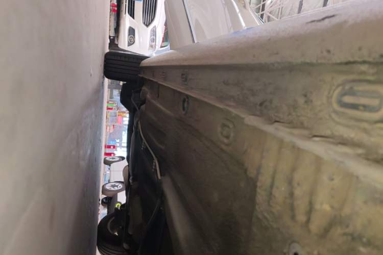 Used Volkswagen Bora 2016 1.6L Automatic Comfort Model Right Side Sill