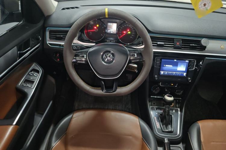 Used Volkswagen Bora 2016 1.6L Automatic Comfort Model Steering Wheel