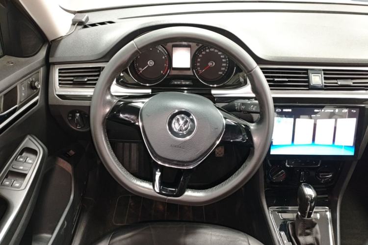 Used Volkswagen Bora 2016 1.6L Automatic Comfort Model Steering Wheel