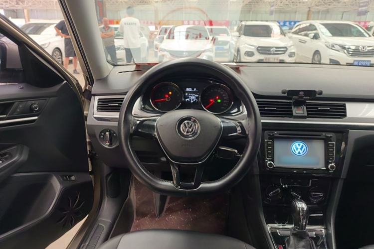 Used Volkswagen Bora 2016 1.6L Automatic Comfort Model Steering Wheel