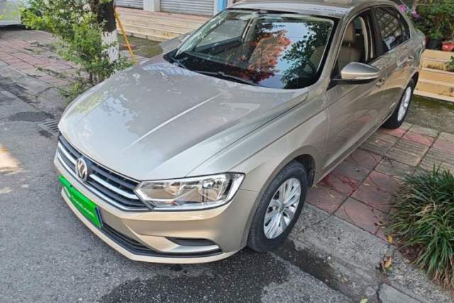 Used Volkswagen Bora 2016 1.6L Automatic Fashion Model