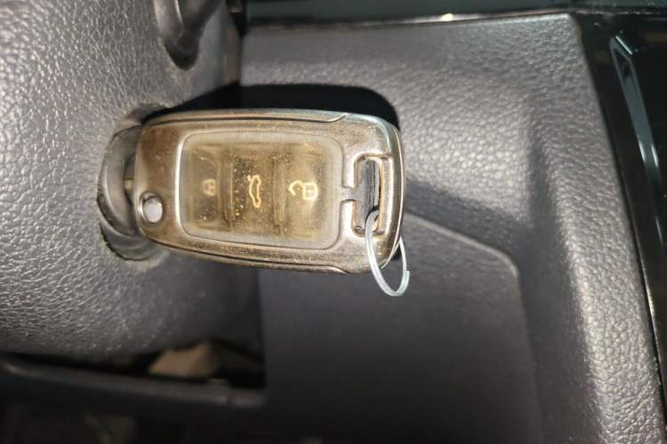 Used Volkswagen Bora 2016 1.6L Automatic Comfort Model Vehicle Key