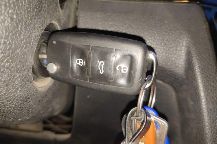 Used Volkswagen Bora 2016 1.6L Manual Comfort Model Vehicle Key