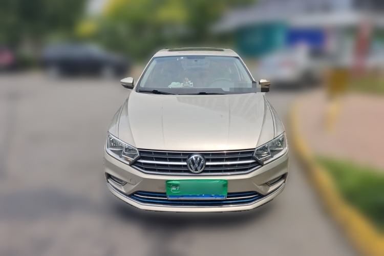 Used Volkswagen Bora 2016 1.6L Manual Comfort Model Front