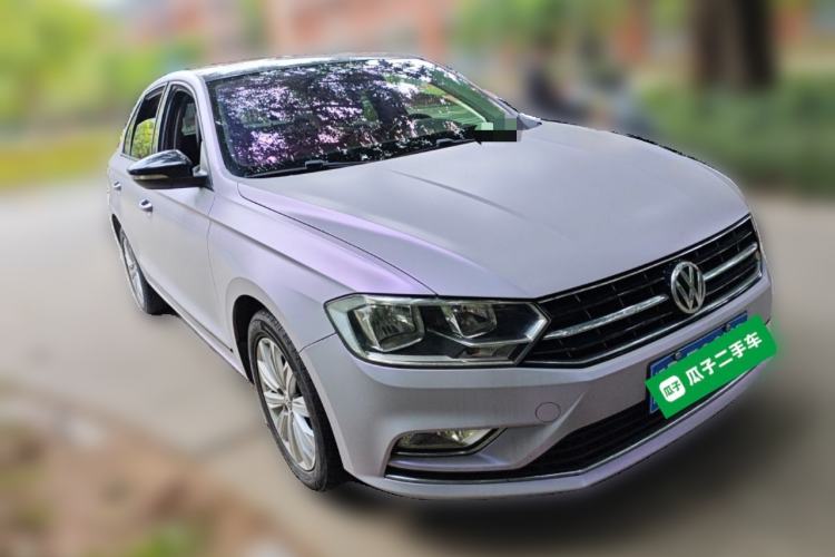 Used Volkswagen Bora 2016 1.6L Manual Comfort Model Front Right 45 Deg