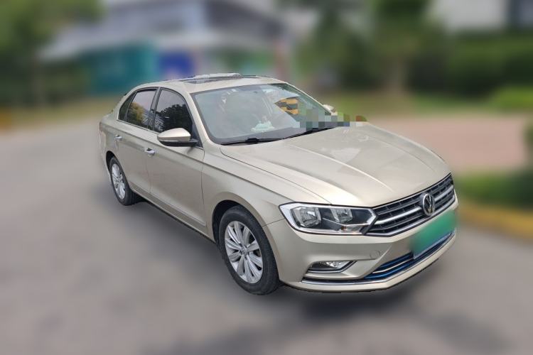 Used Volkswagen Bora 2016 1.6L Manual Comfort Model Front Right 45 Deg