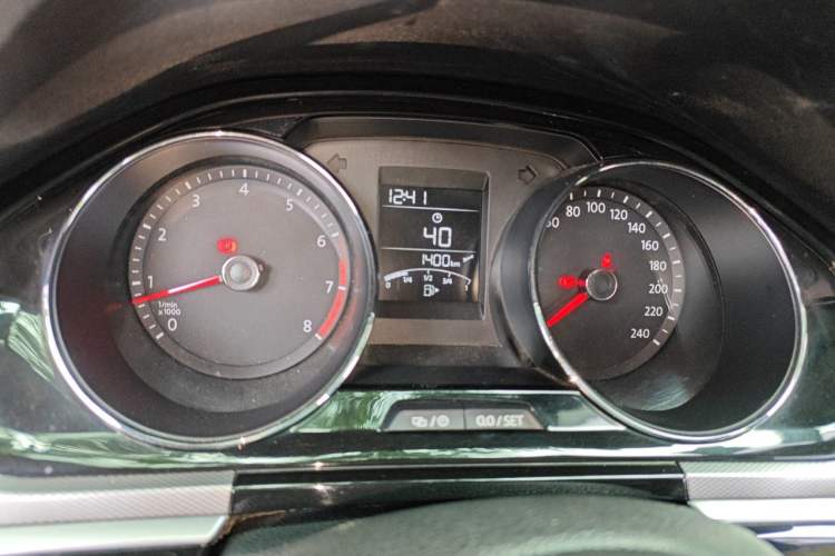 Used Volkswagen Bora 2016 1.6L Manual Comfort Model Instrument Cluster