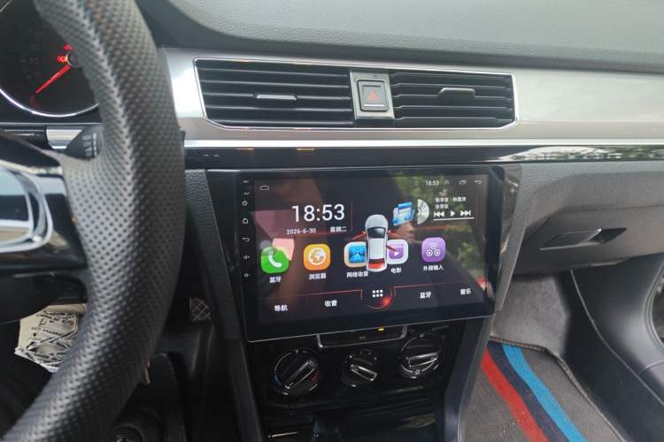 Used Volkswagen Bora 2016 230TSI Manual Comfort Version Audio And AC Panel