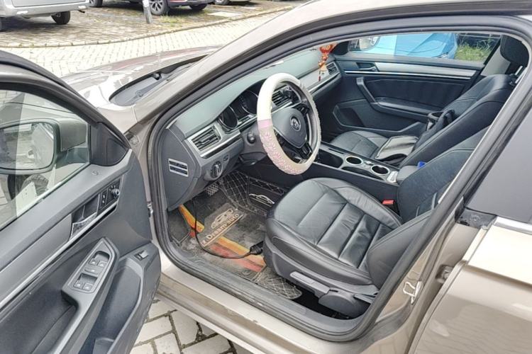 Used Volkswagen Bora 2016 1.6L Automatic Comfort Model Driver Seat