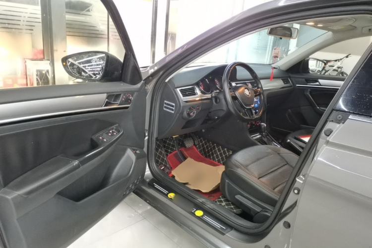 Used Volkswagen Bora 2016 1.6L Automatic Comfort Model Driver Seat
