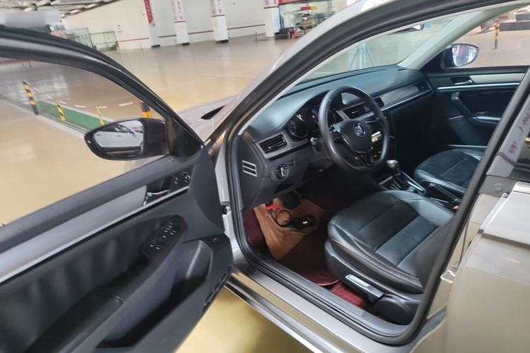 Used Volkswagen Bora 2016 1.6L Automatic Comfort Model Driver Seat