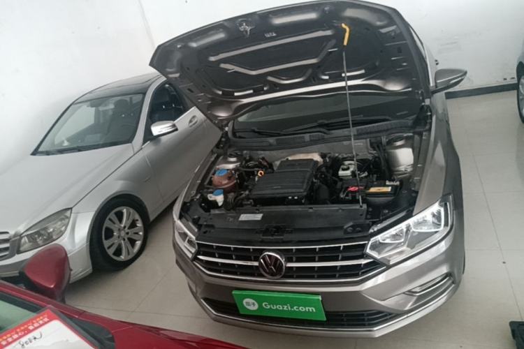 Used Volkswagen Bora 2016 1.6L Automatic Comfort Model Engine Bay