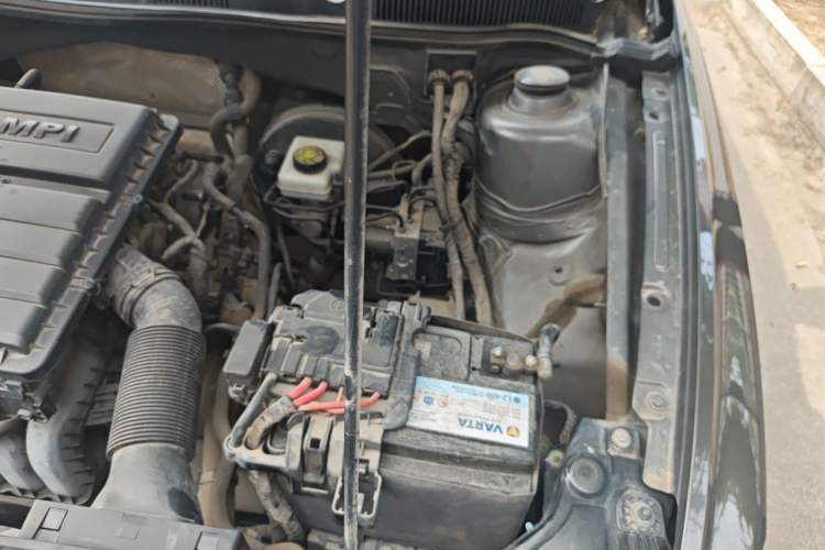 Used Volkswagen Bora 2016 1.6L Manual Comfort Model Engine Bay Left