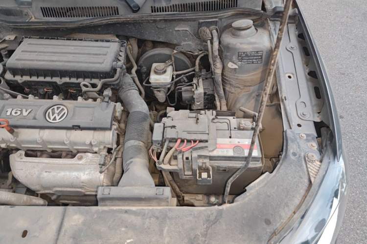 Used Volkswagen Bora 2016 1.6L Manual Comfort Model Engine Bay Left