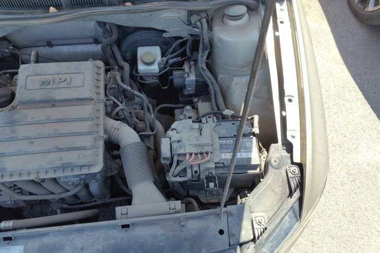 Used Volkswagen Bora 2016 1.6L Manual Comfort Model Engine Bay Left
