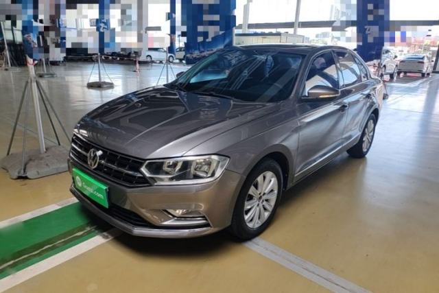 Ojetý Volkswagen Bora 2016 1.6L Automatic Comfort Model