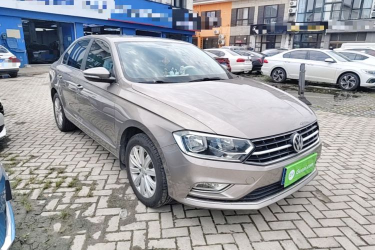 Used Volkswagen Bora 2016 1.6L Automatic Comfort Model Front Right 45 Deg