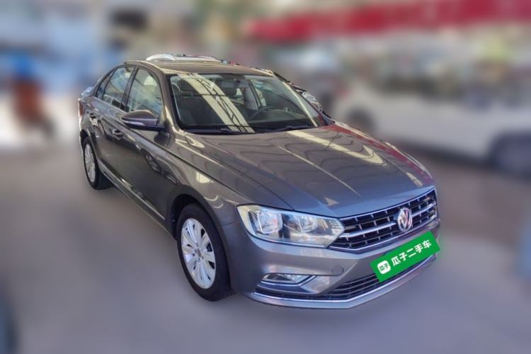 Used Volkswagen Bora 2016 1.6L Manual Comfort Model Front Right 45 Deg