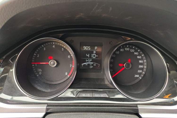 Used Volkswagen Bora 2016 1.6L Automatic Comfort Model Instrument Cluster
