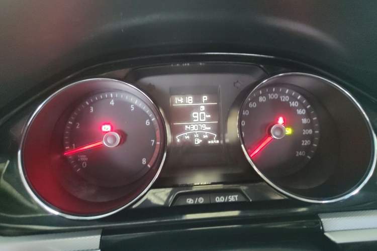 Used Volkswagen Bora 2016 1.6L Automatic Comfort Model Instrument Cluster