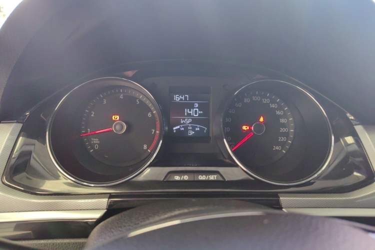 Used Volkswagen Bora 2016 1.6L Manual Comfort Model Instrument Cluster