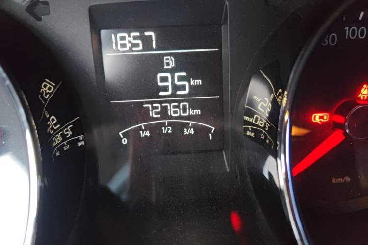 Used Volkswagen Bora 2016 1.6L Manual Comfort Model Odometer Close Up