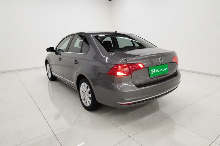 Used Volkswagen Bora 2016 1.6L Automatic Comfort Model Rear Left 45 Deg