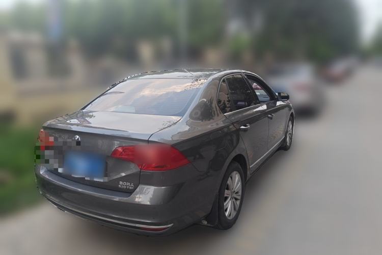Used Volkswagen Bora 2016 230TSI Manual Comfort Version Rear Right 45 Deg