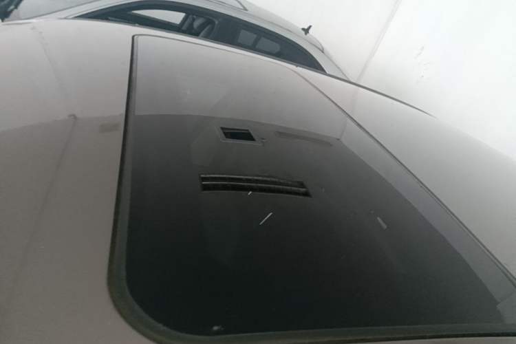 Used Volkswagen Bora 2016 1.6L Automatic Comfort Model Roof