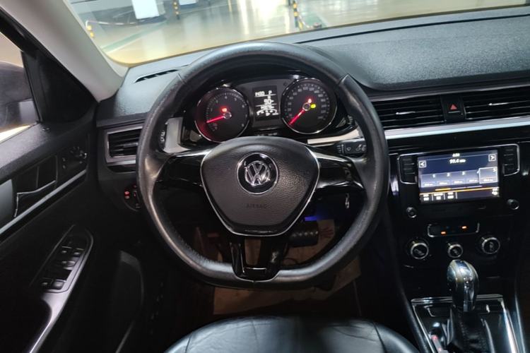 Used Volkswagen Bora 2016 1.6L Automatic Comfort Model Steering Wheel
