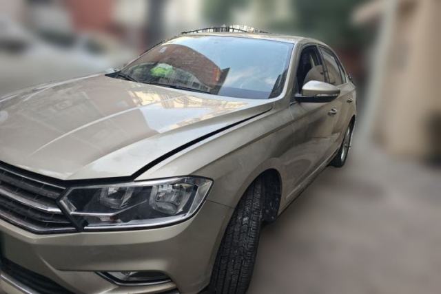 Volkswagen Bora 2016 1.6L Manual Comfort Model de segunda mano