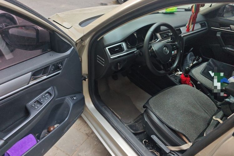 Used Volkswagen Bora 2016 1.6L Manual Comfort Model Driver Seat