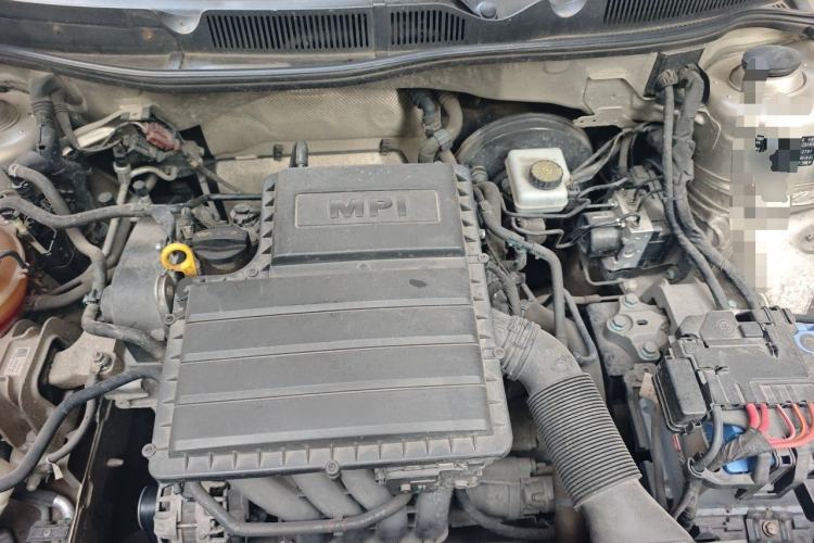 Used Volkswagen Bora 2016 1.6L Manual Comfort Model Engine Bay