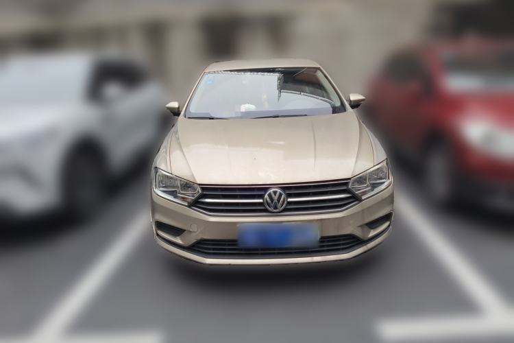 Used Volkswagen Bora 2016 1.6L Automatic Fashion Model Front