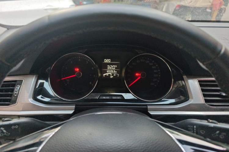 Used Volkswagen Bora 2016 1.6L Manual Comfort Model Instrument Cluster