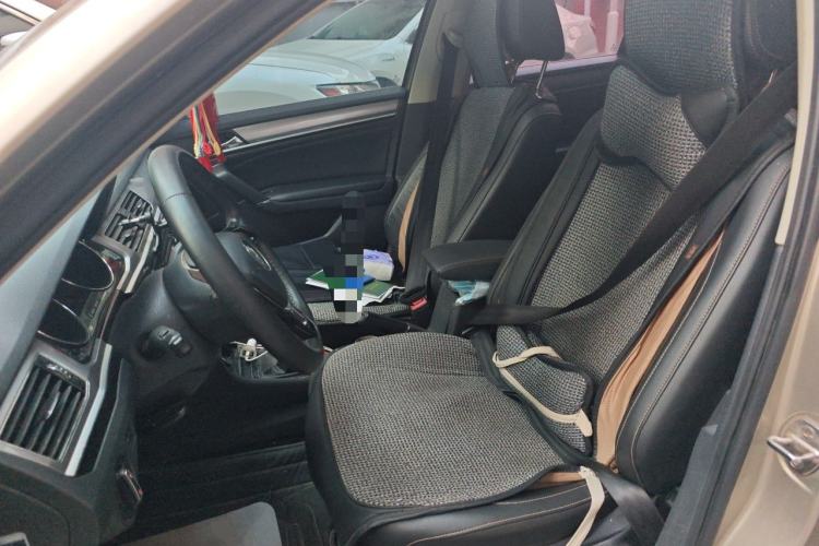 Used Volkswagen Bora 2016 1.6L Manual Comfort Model Left Front Seat