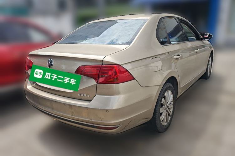 Used Volkswagen Bora 2016 1.6L Manual Comfort Model Rear Right 45 Deg