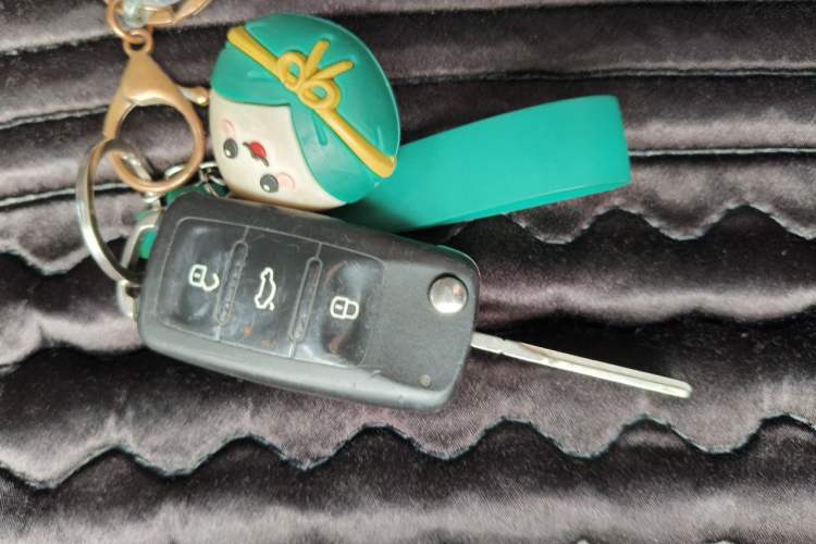 Used Volkswagen Bora 2016 1.6L Automatic Fashion Model Vehicle Key