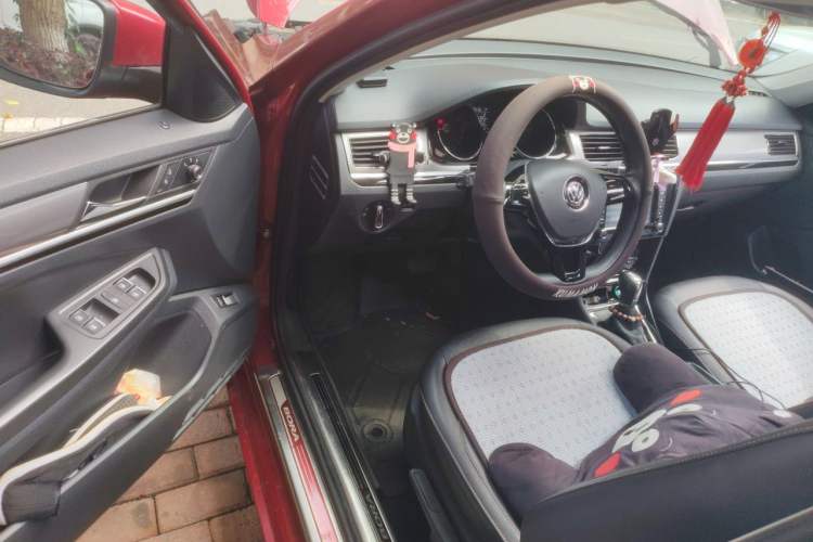 Used Volkswagen Bora 2016 1.6L Automatic Comfort Model Driver Seat