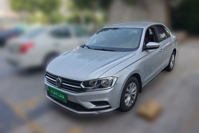 Ojetý Volkswagen Bora 2016 1.6L Manual Fashion Edition