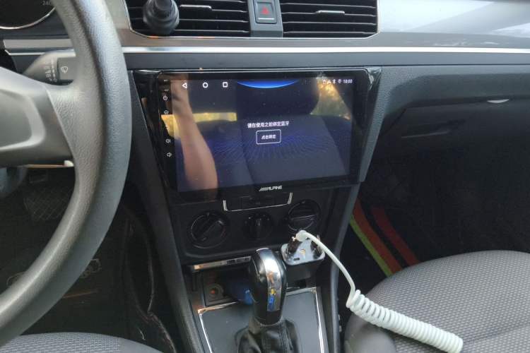 Used Volkswagen Bora 2016 1.6L Automatic Fashion Model Audio And AC Panel