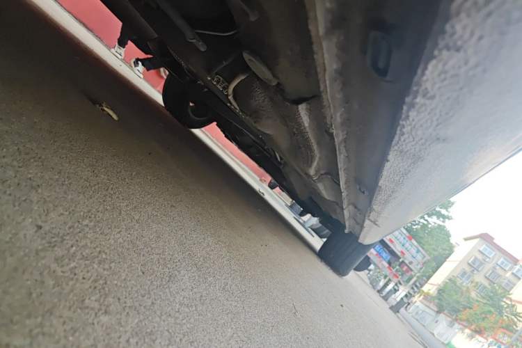 Used Volkswagen Bora 2016 1.6L Automatic Comfort Model Chassis Rear Right