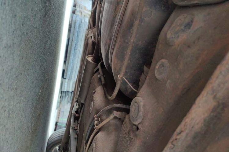 Used Volkswagen Bora 2016 1.6L Manual Comfort Model Chassis Rear Right