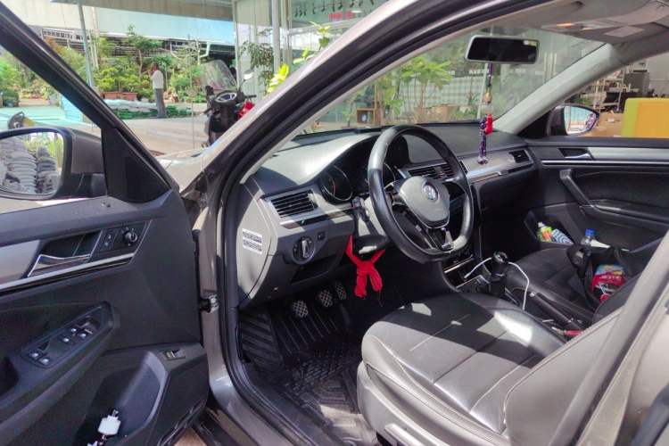 Used Volkswagen Bora 2016 1.6L Manual Comfort Model Driver Seat