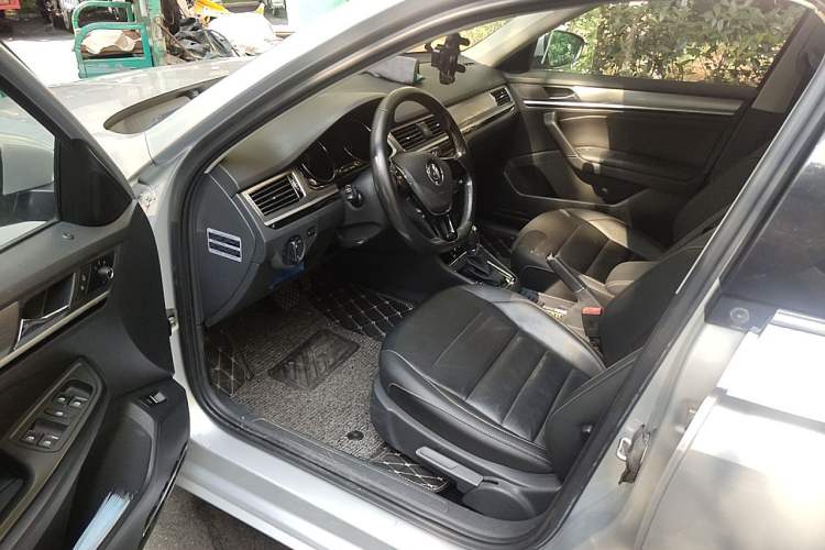 Used Volkswagen Bora 2016 1.6L Automatic Comfort Model Driver Seat