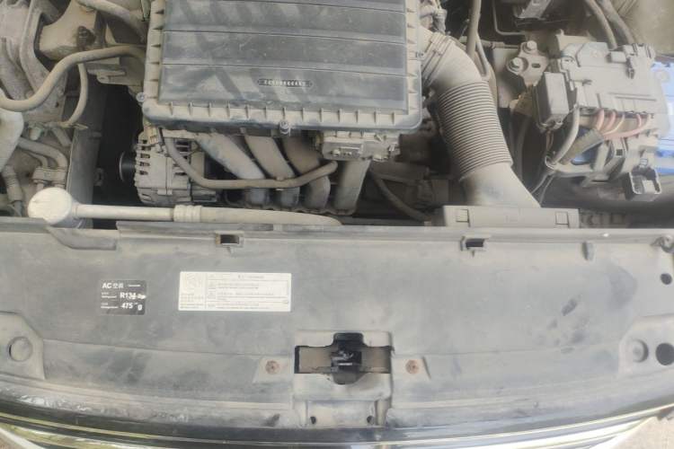 Used Volkswagen Bora 2016 1.6L Manual Comfort Model Engine Bay
