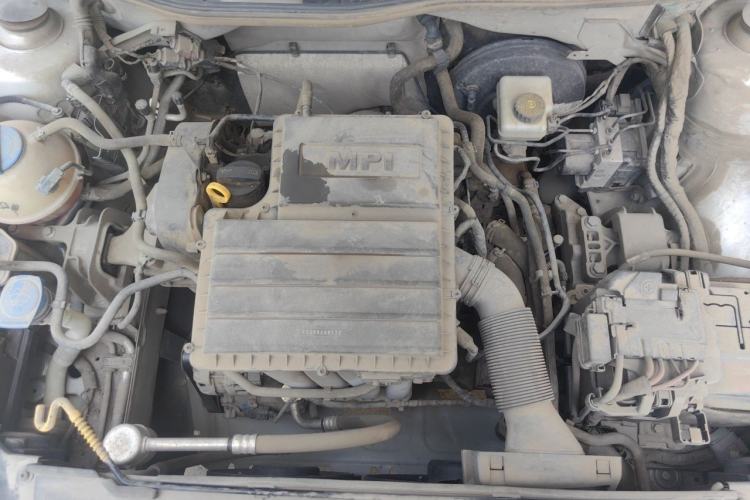 Used Volkswagen Bora 2016 1.6L Automatic Fashion Model Engine Bay